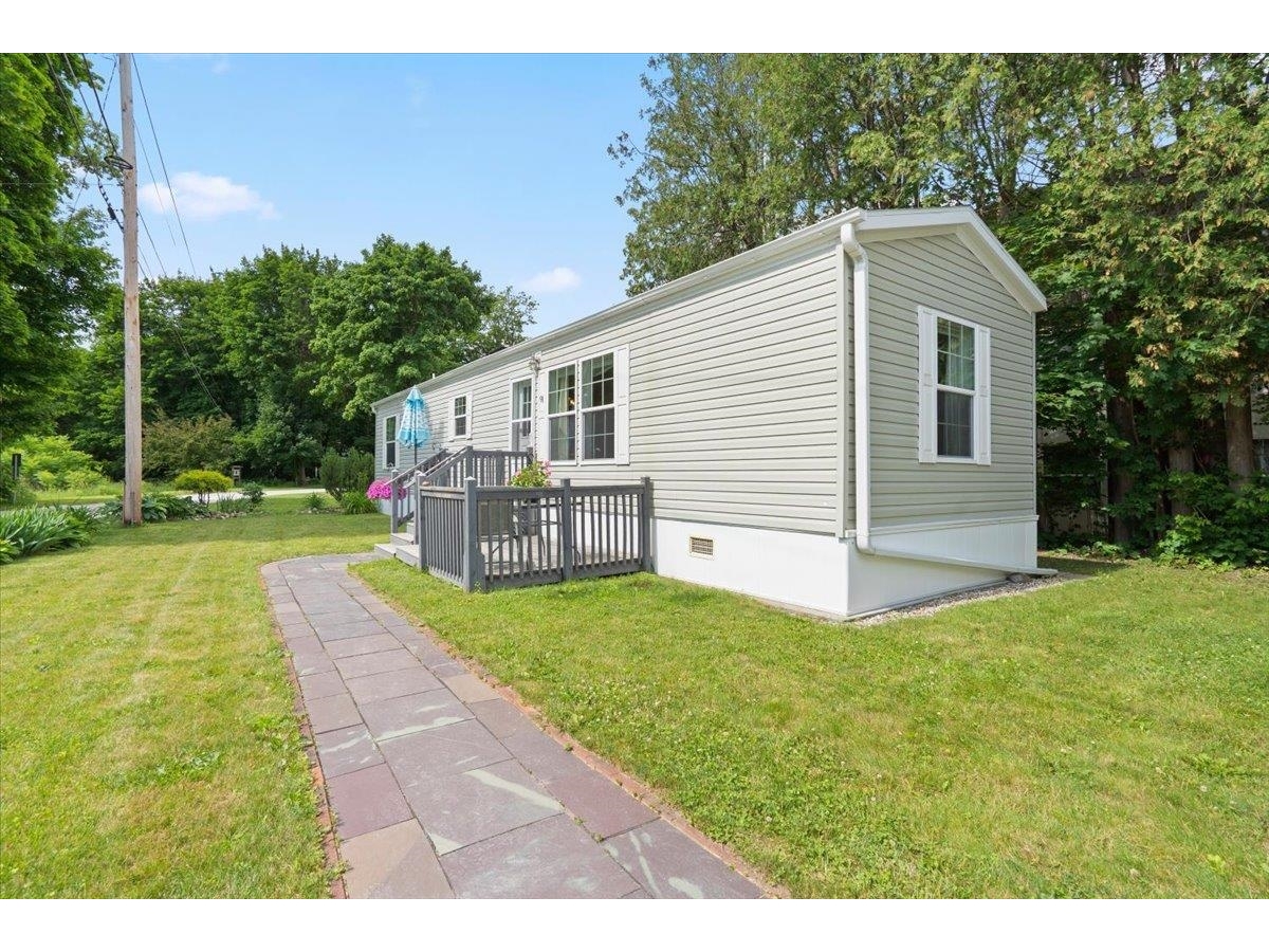 91 Shelburnewood Drive