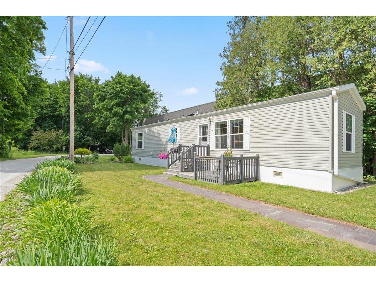 91 Shelburnewood Drive