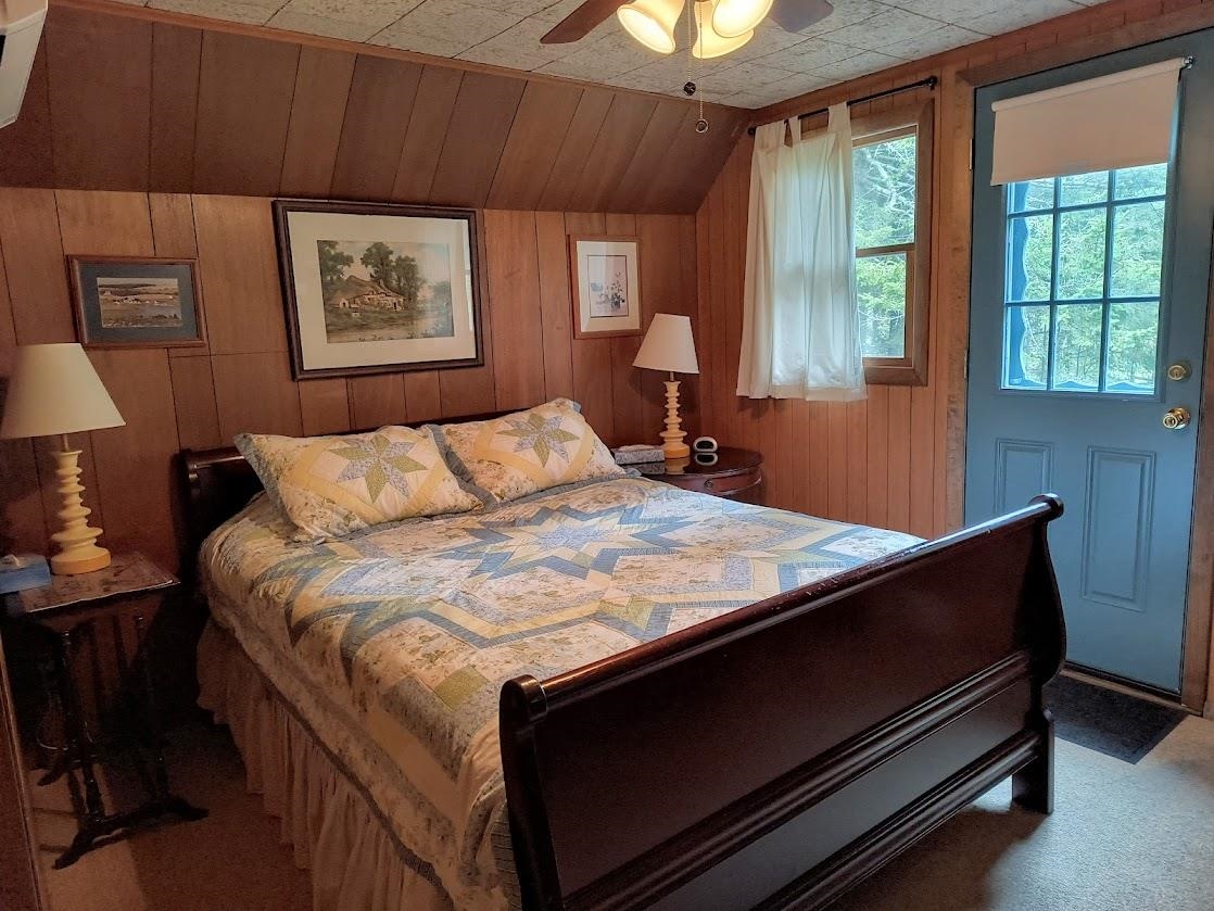 91 South Hollow Road