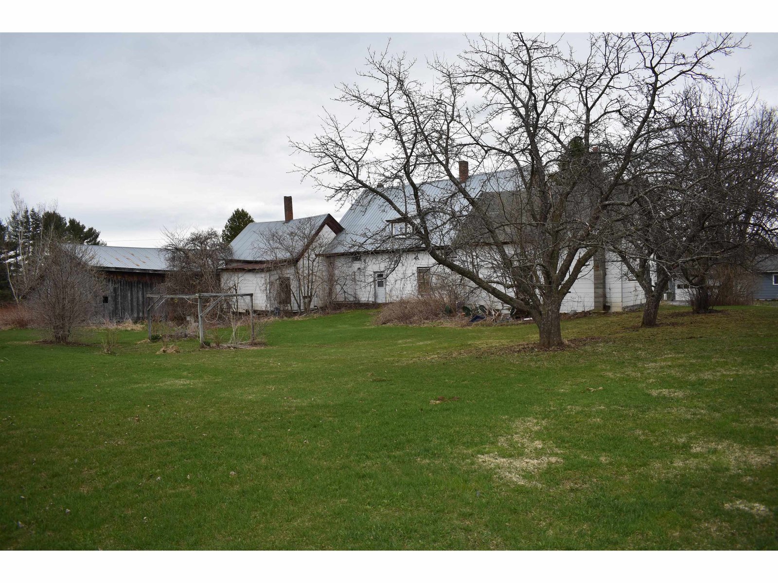 910 City Farm Road