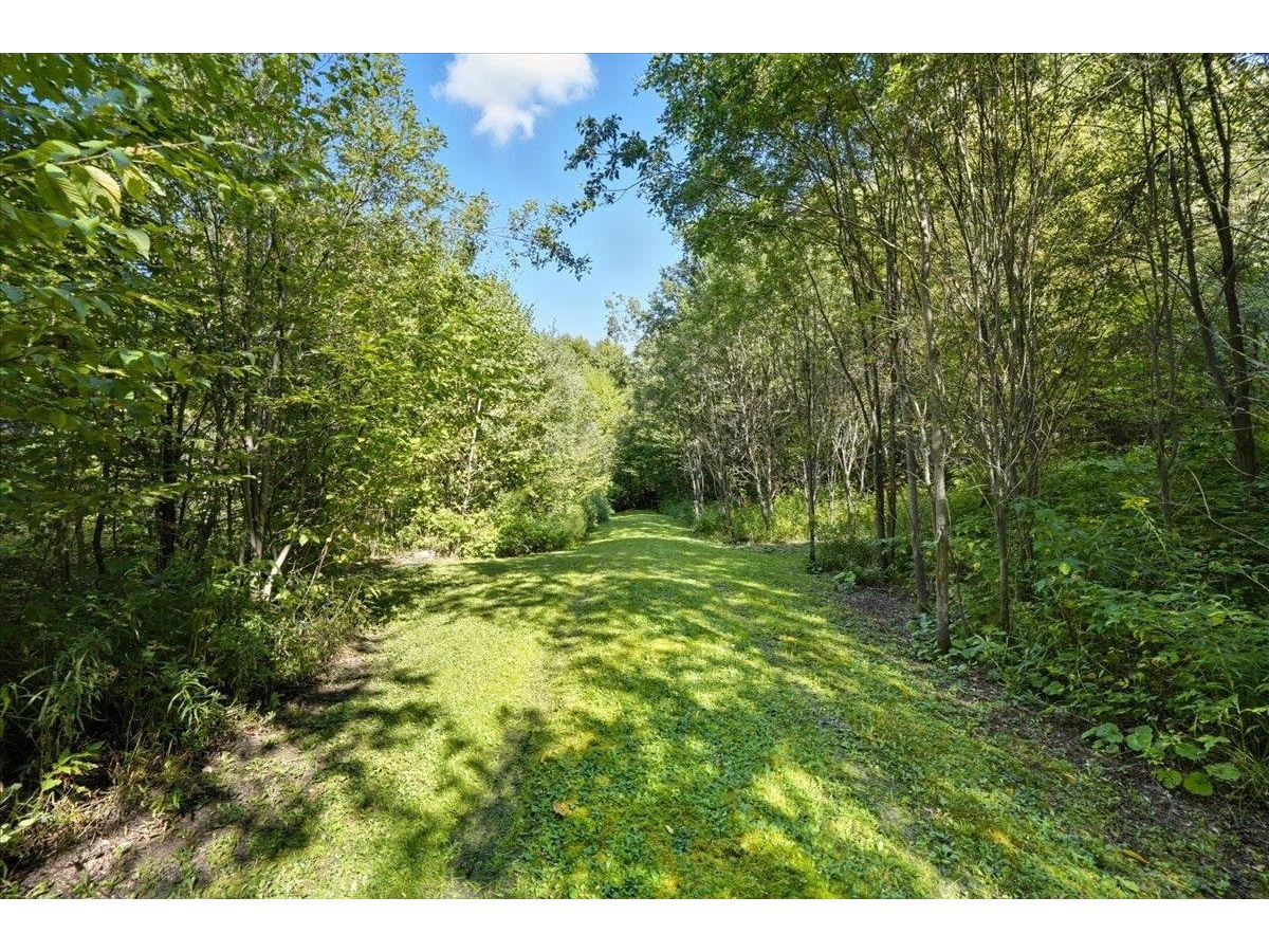 912 Deer Run Lane