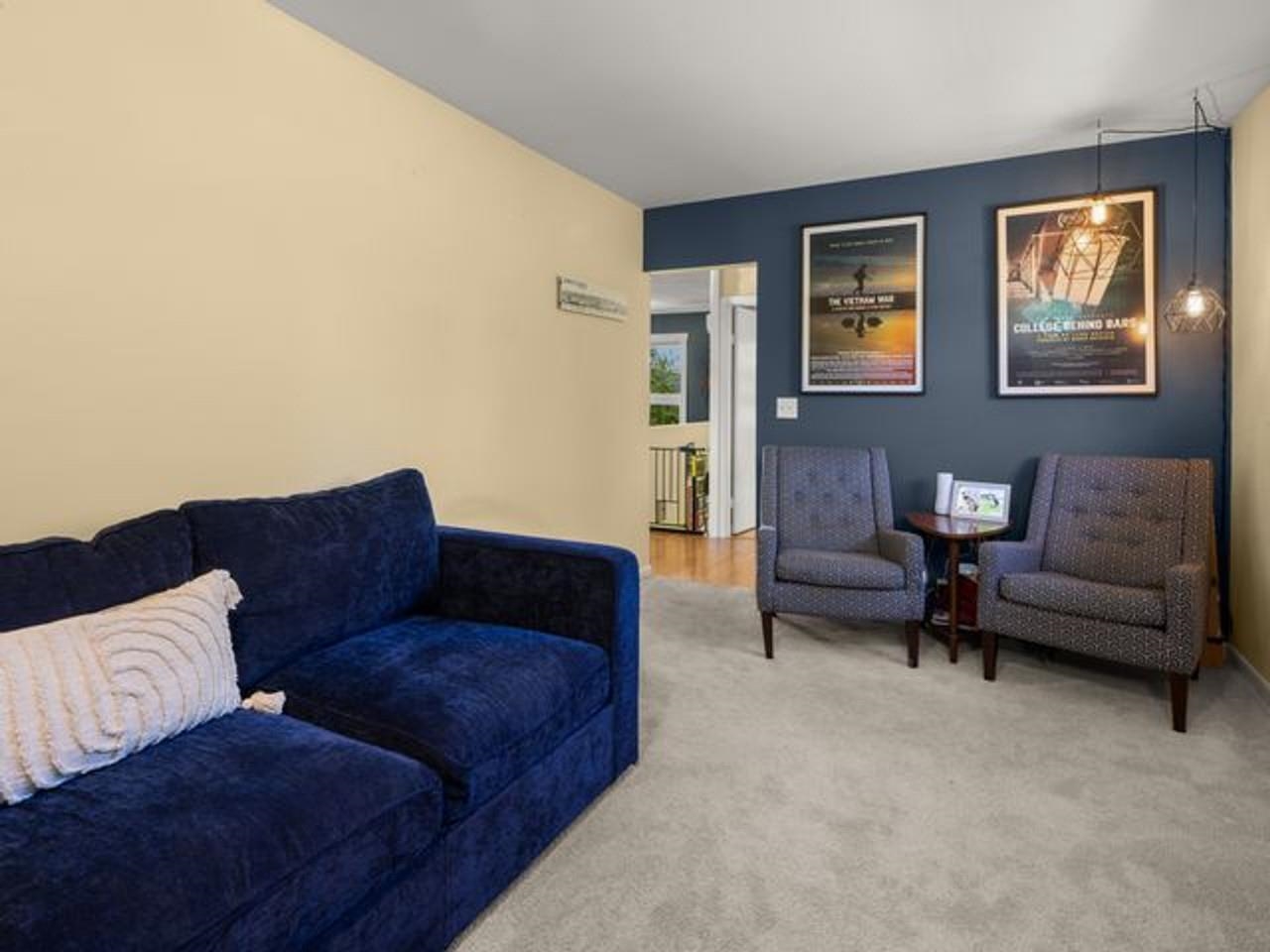 Carpeted Living Room Retreat
