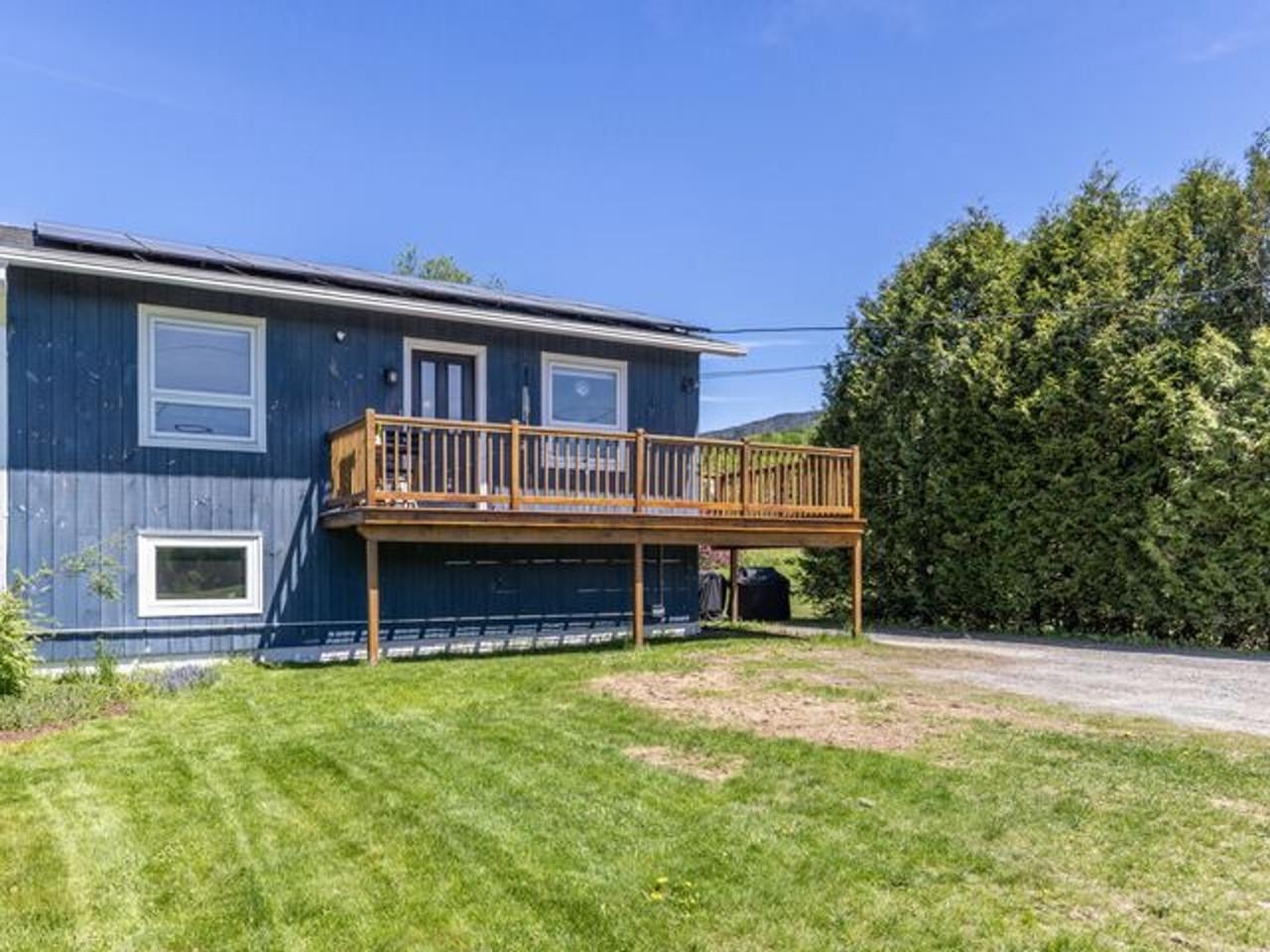 Elevated Deck & Front Yard