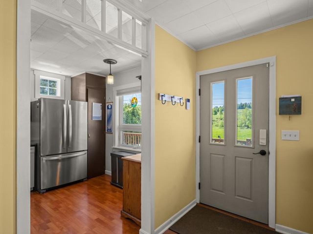 Deck Entry Landing