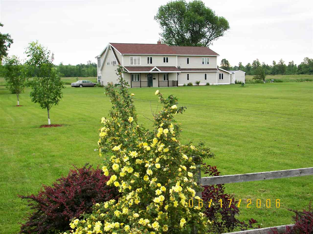 913 North End Road West
