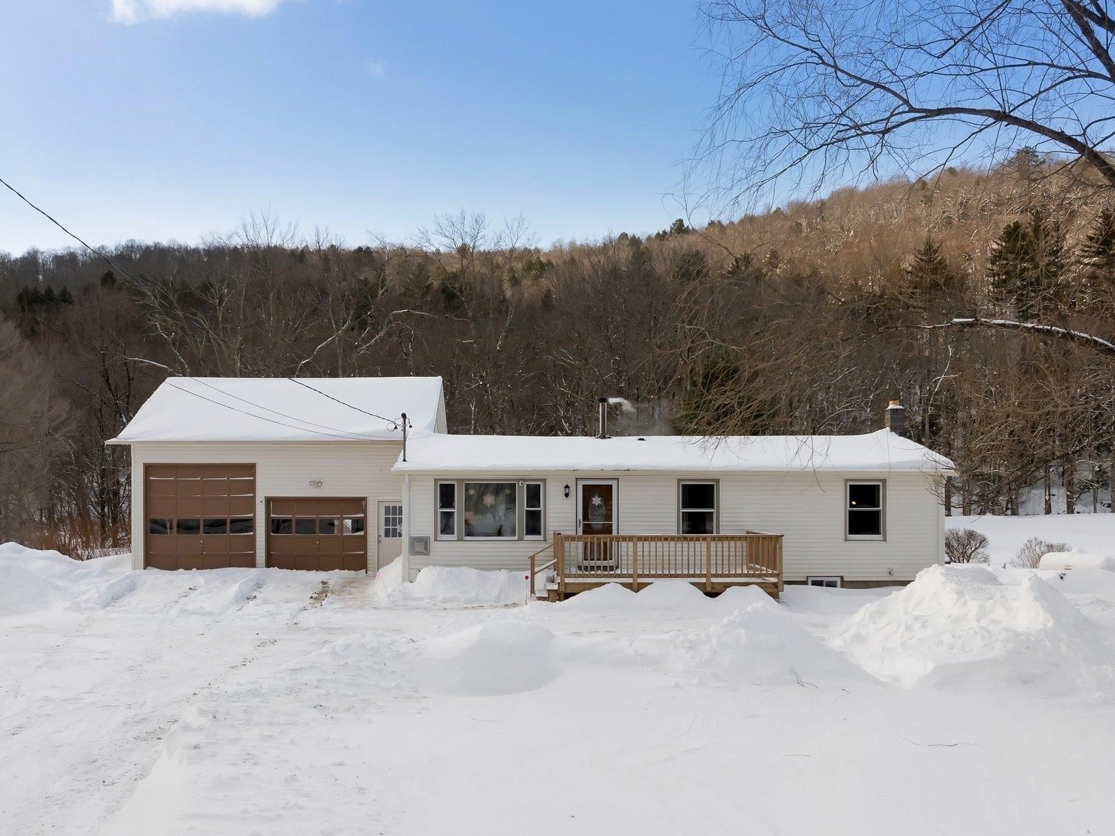 915 Nebraska Valley Road, Stowe