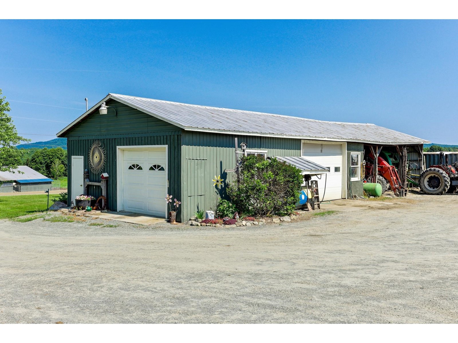 918 Armstrong Road