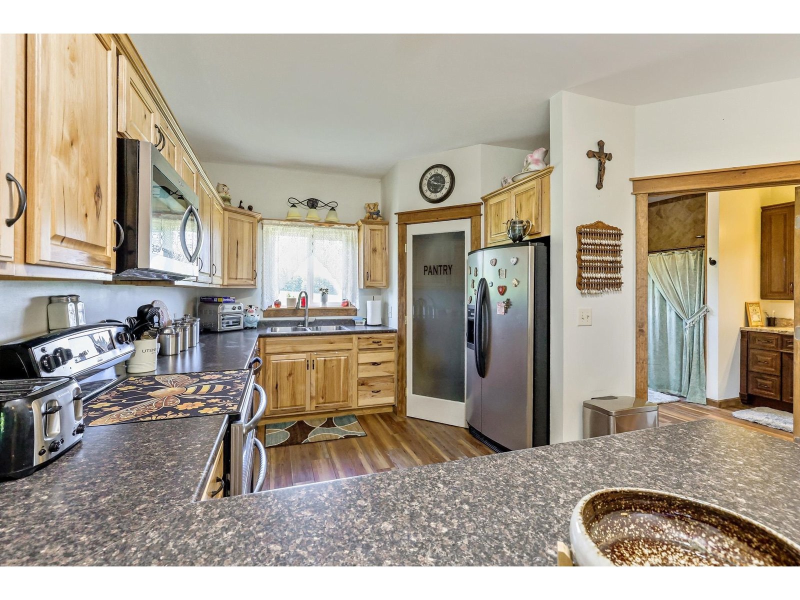918 Armstrong Road