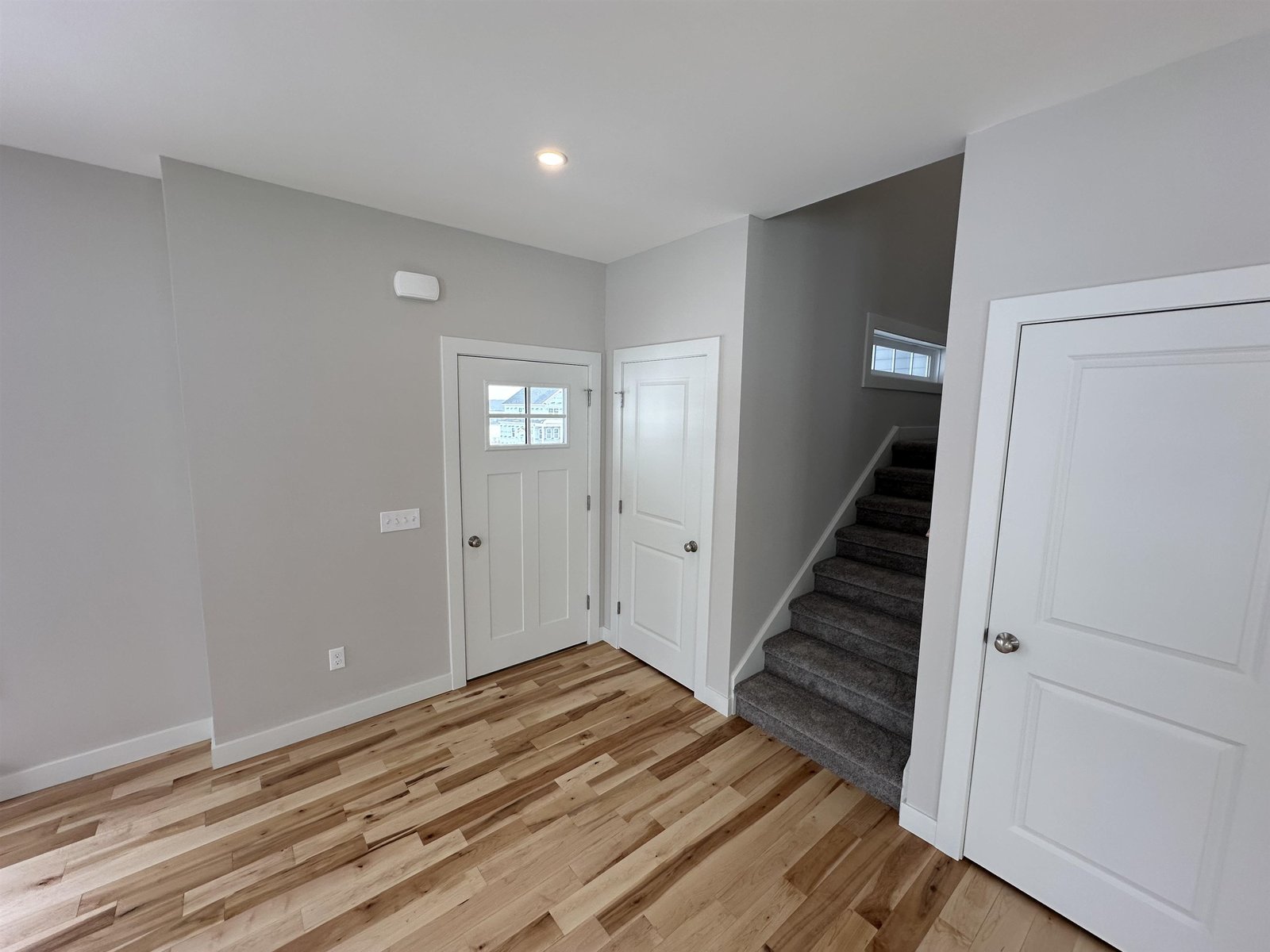 92 Acadia Lane, Unit 9