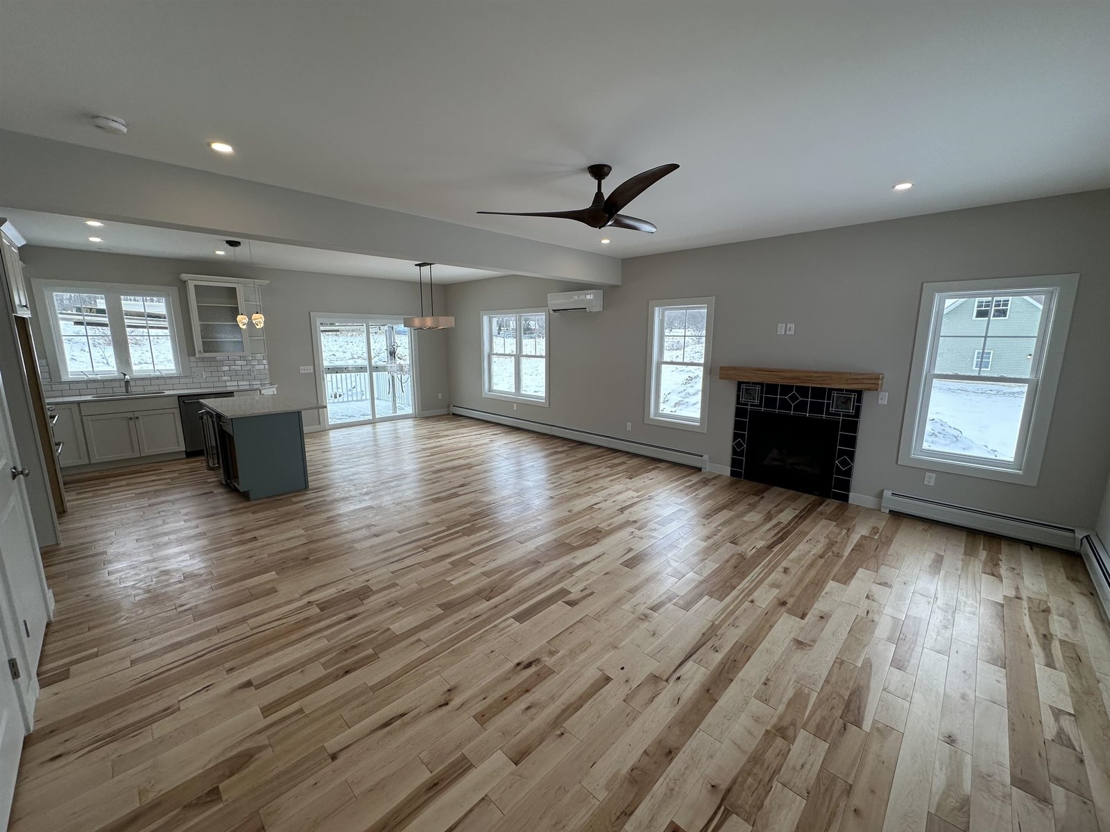92 Acadia Lane, Unit 9