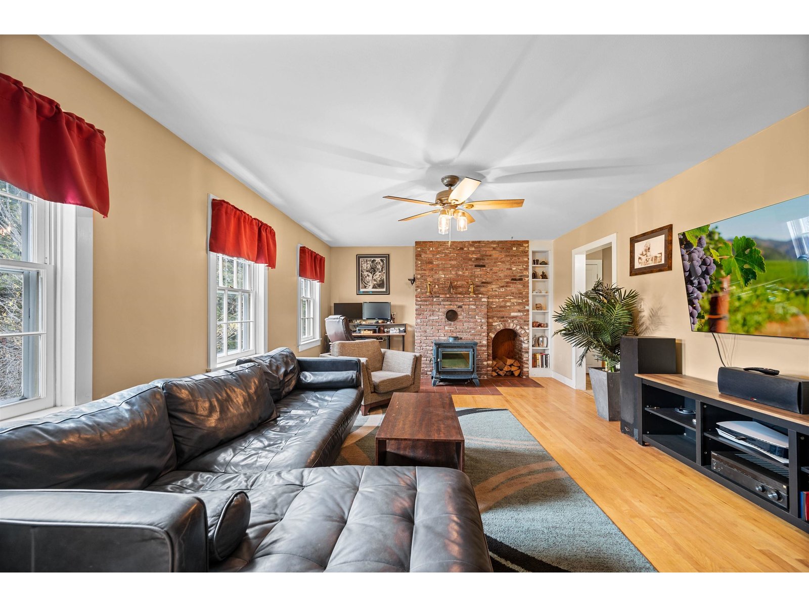 92 Coolidge Circle