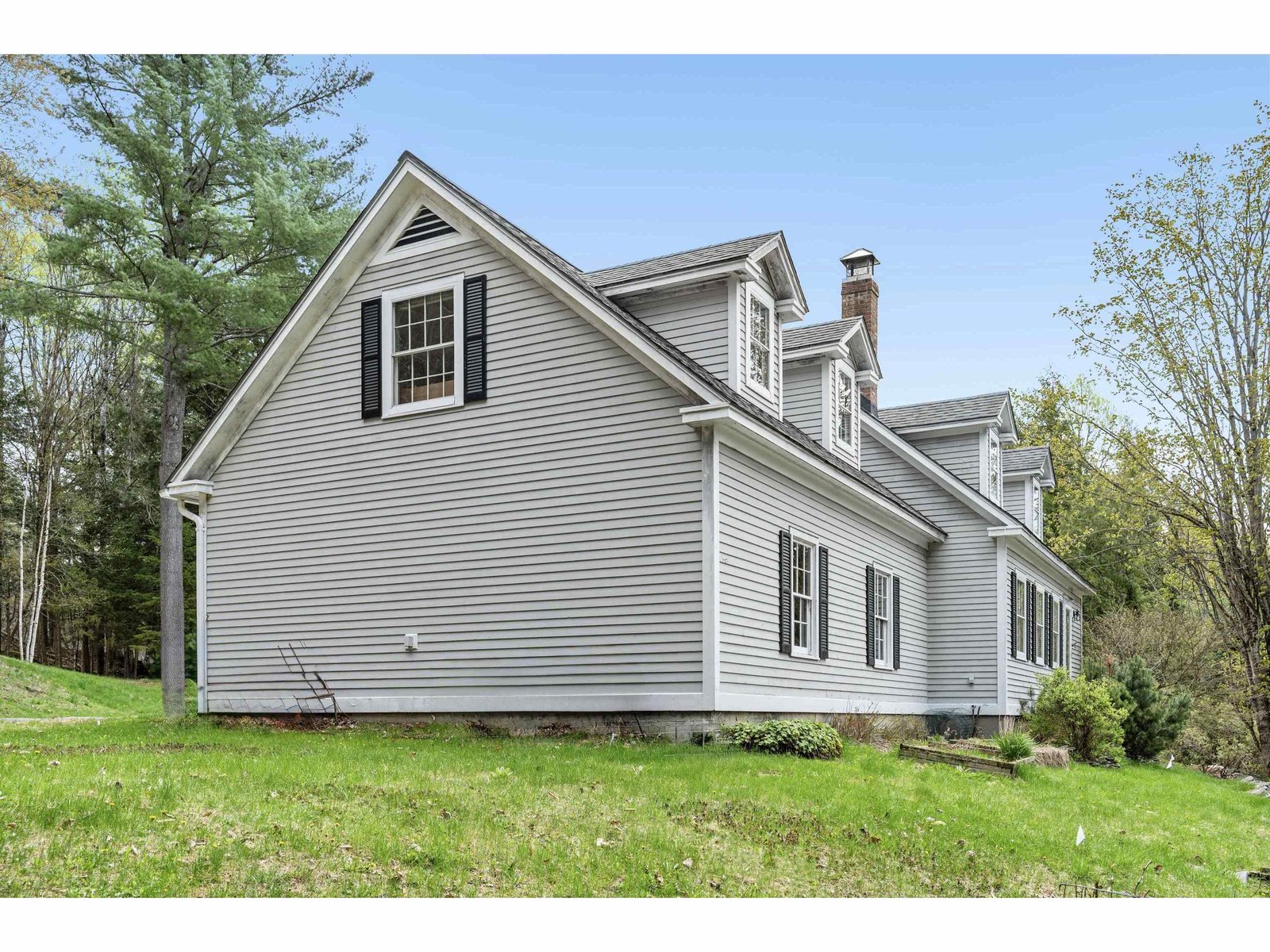 92 Coolidge Circle