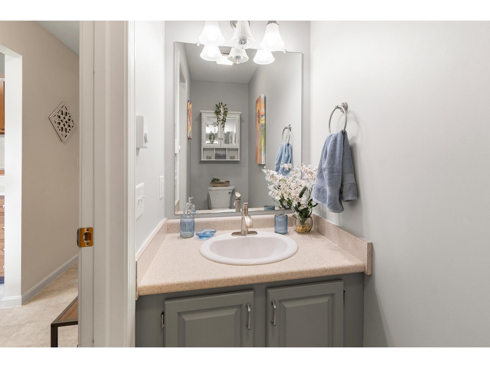 92 Hayes Avenue, Unit 92