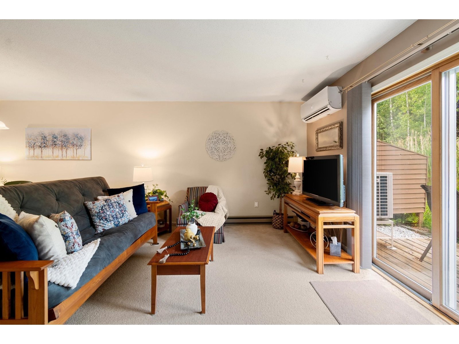92 Hayes Avenue, Unit 92
