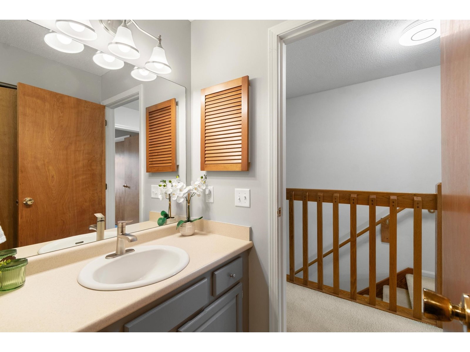 92 Hayes Avenue, Unit 92