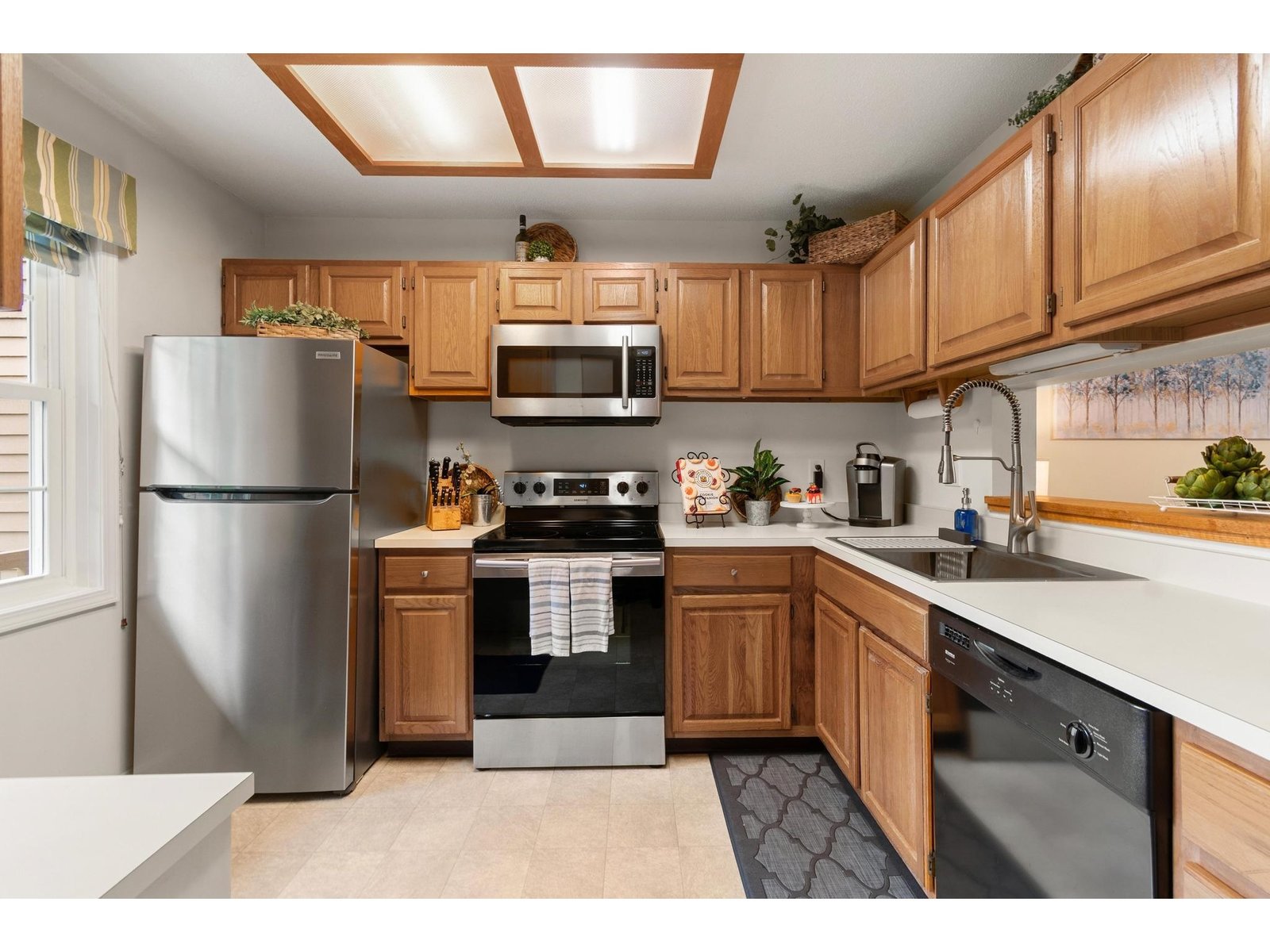 92 Hayes Avenue, Unit 92