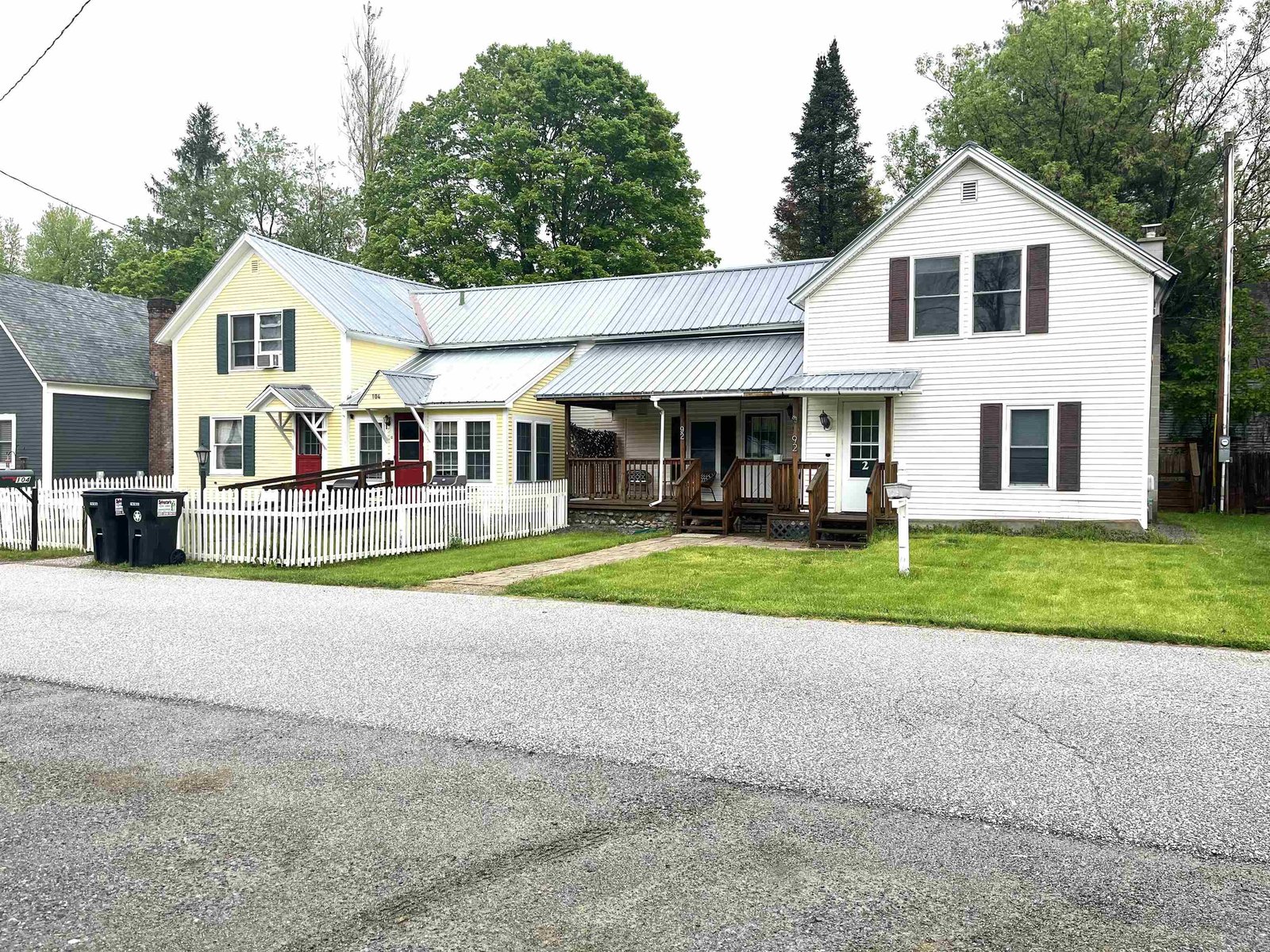 92 River Street, Montgomery