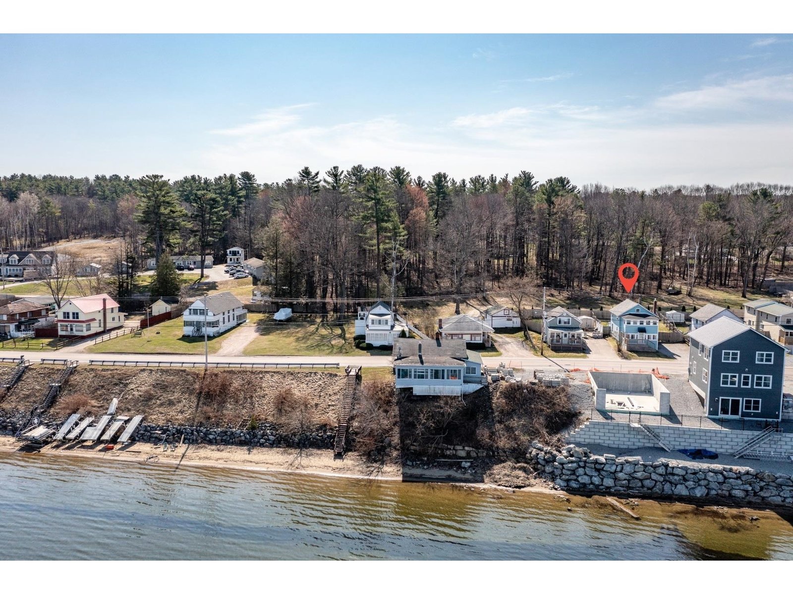 922 East Lakeshore Drive