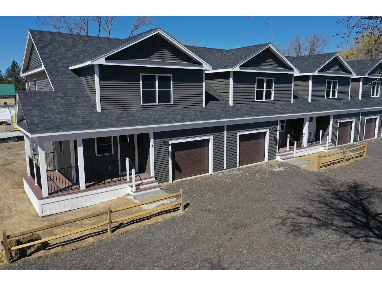 925 Falls Road, Unit 3