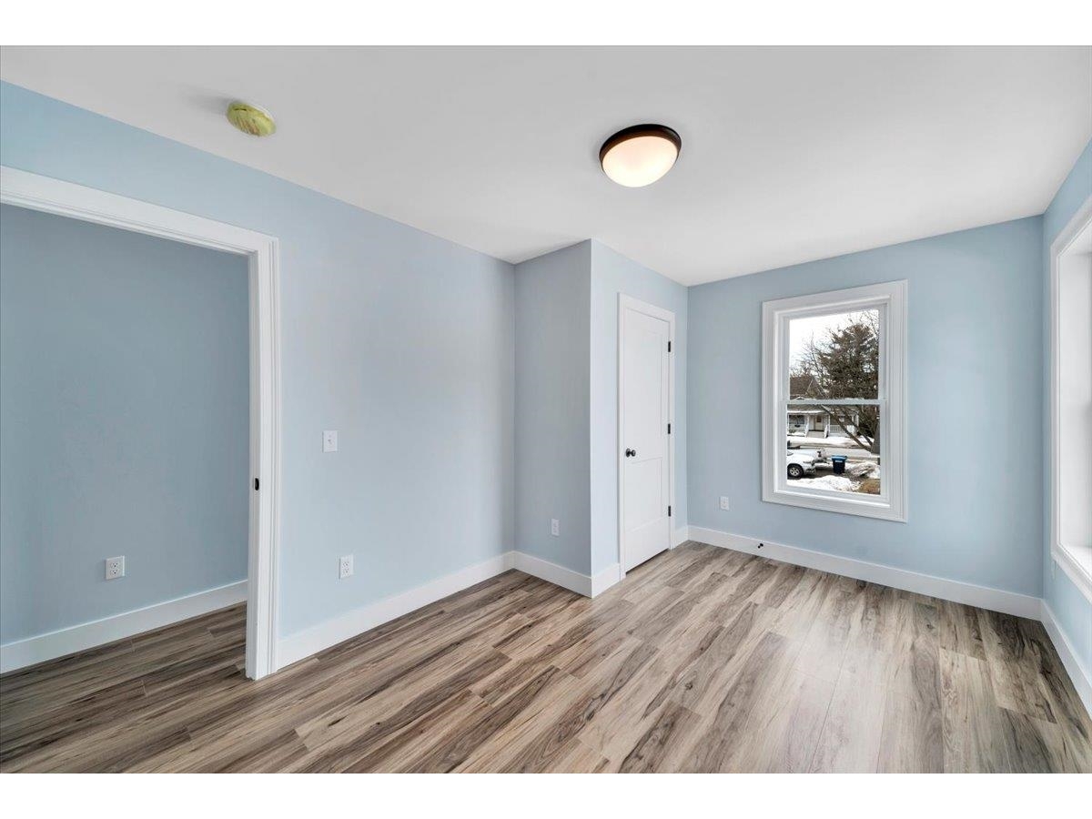 925 Falls Road, Unit 3