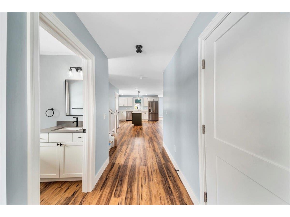 925 Falls Road, Unit 3