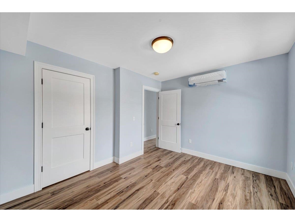 925 Falls Road, Unit 3