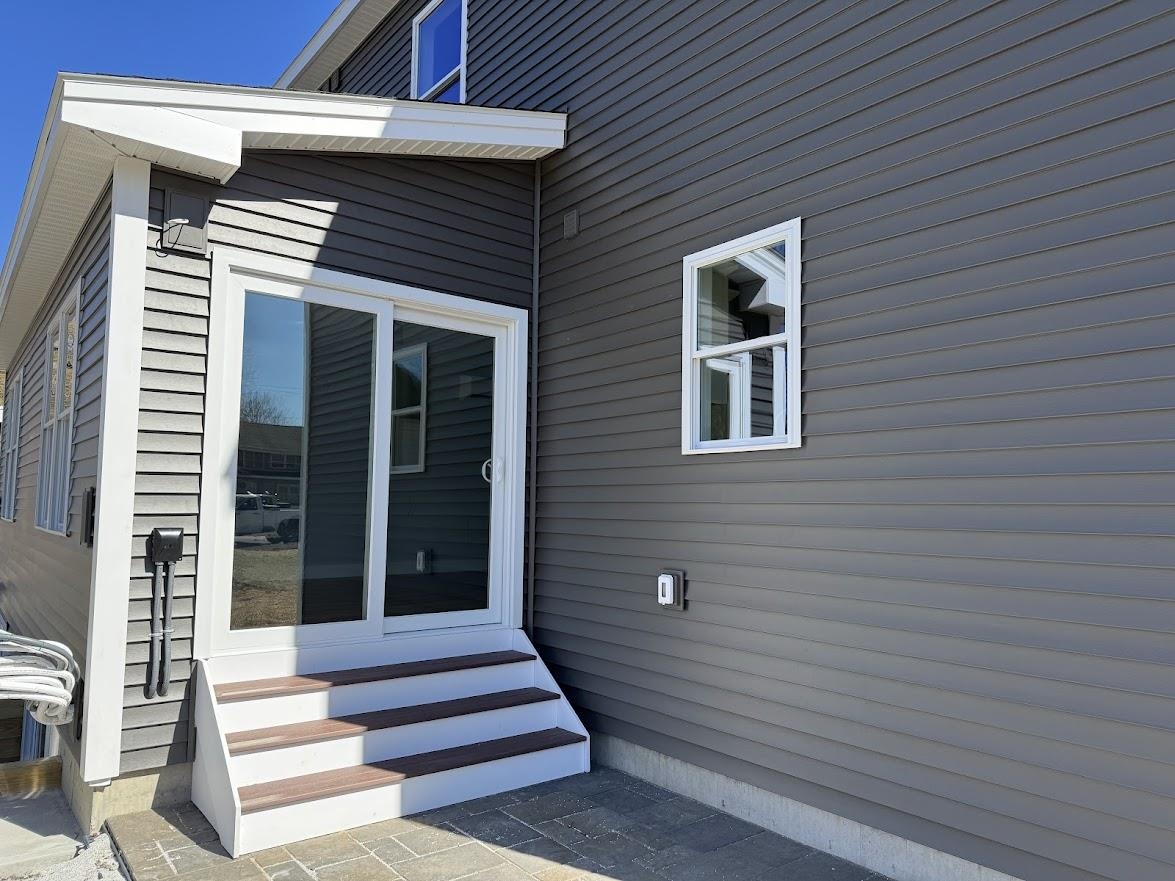 925 Falls Road, Unit 3