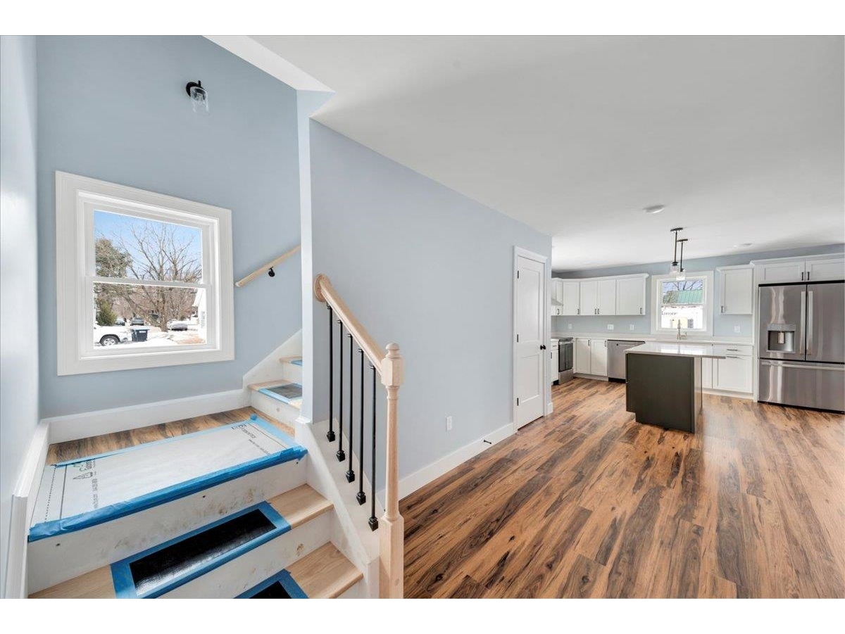 925 Falls Road, Unit 3