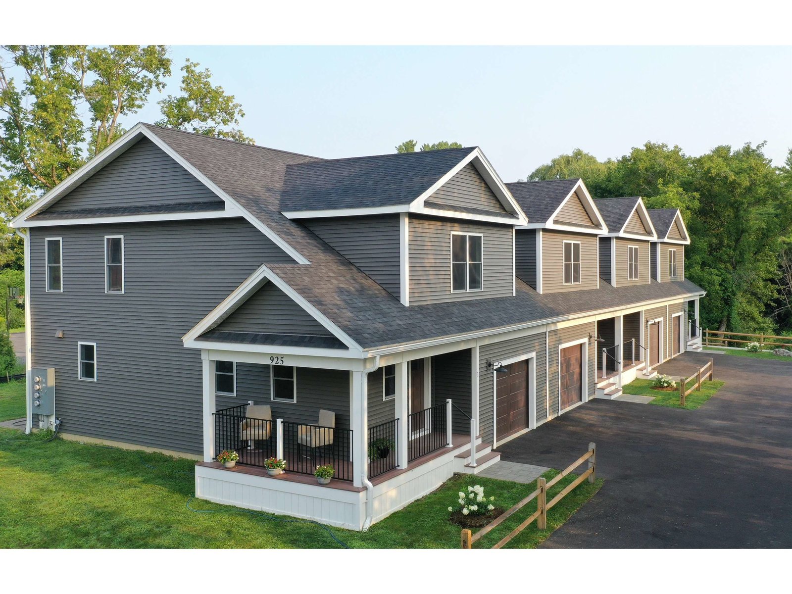 925 Falls Road, Unit 3