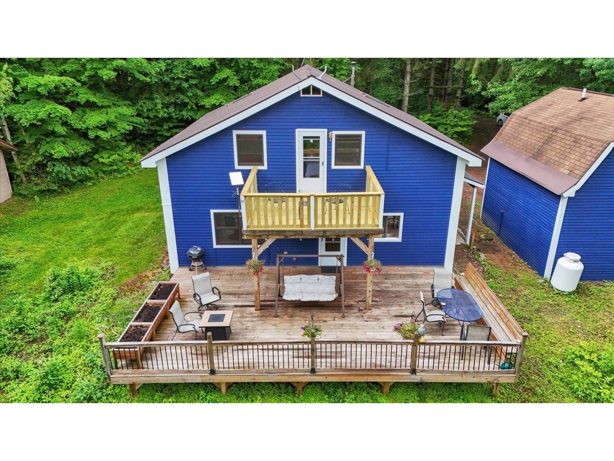 929 Codding Hollow Road