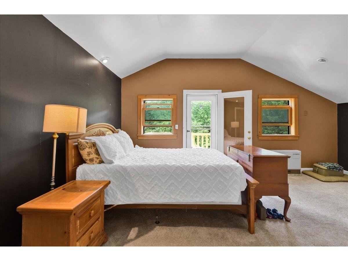 929 Codding Hollow Road