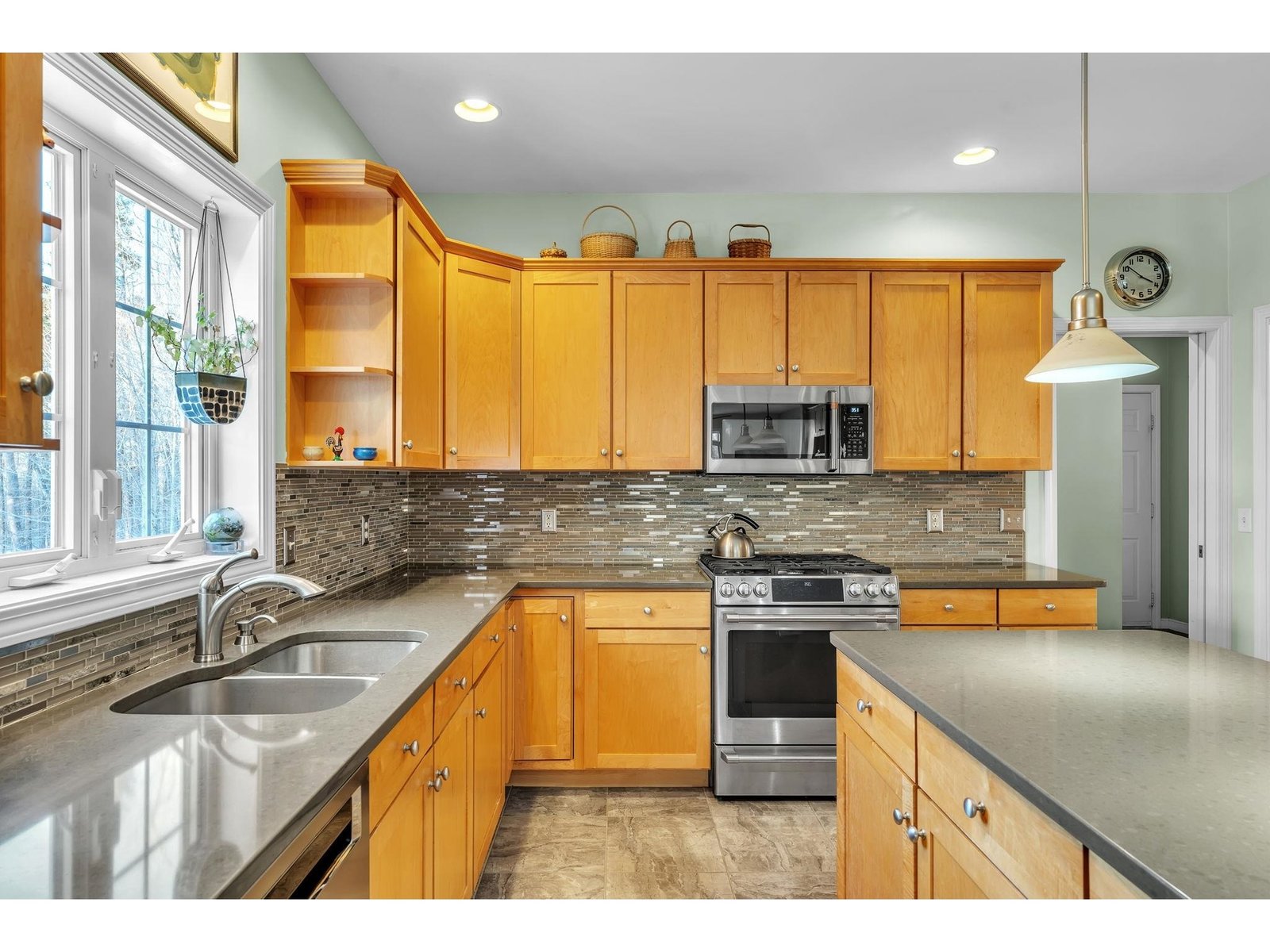 929 Southview Drive
