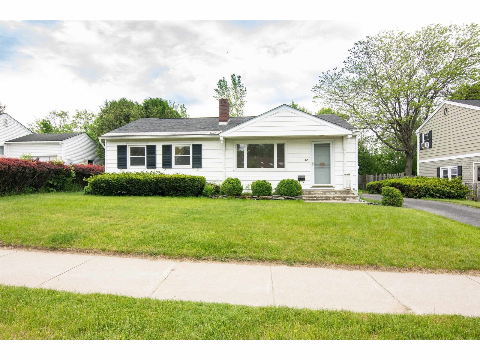 93 Birchcliff Parkway