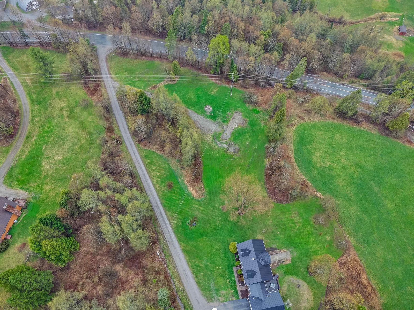 93 Carpenter Boulevard