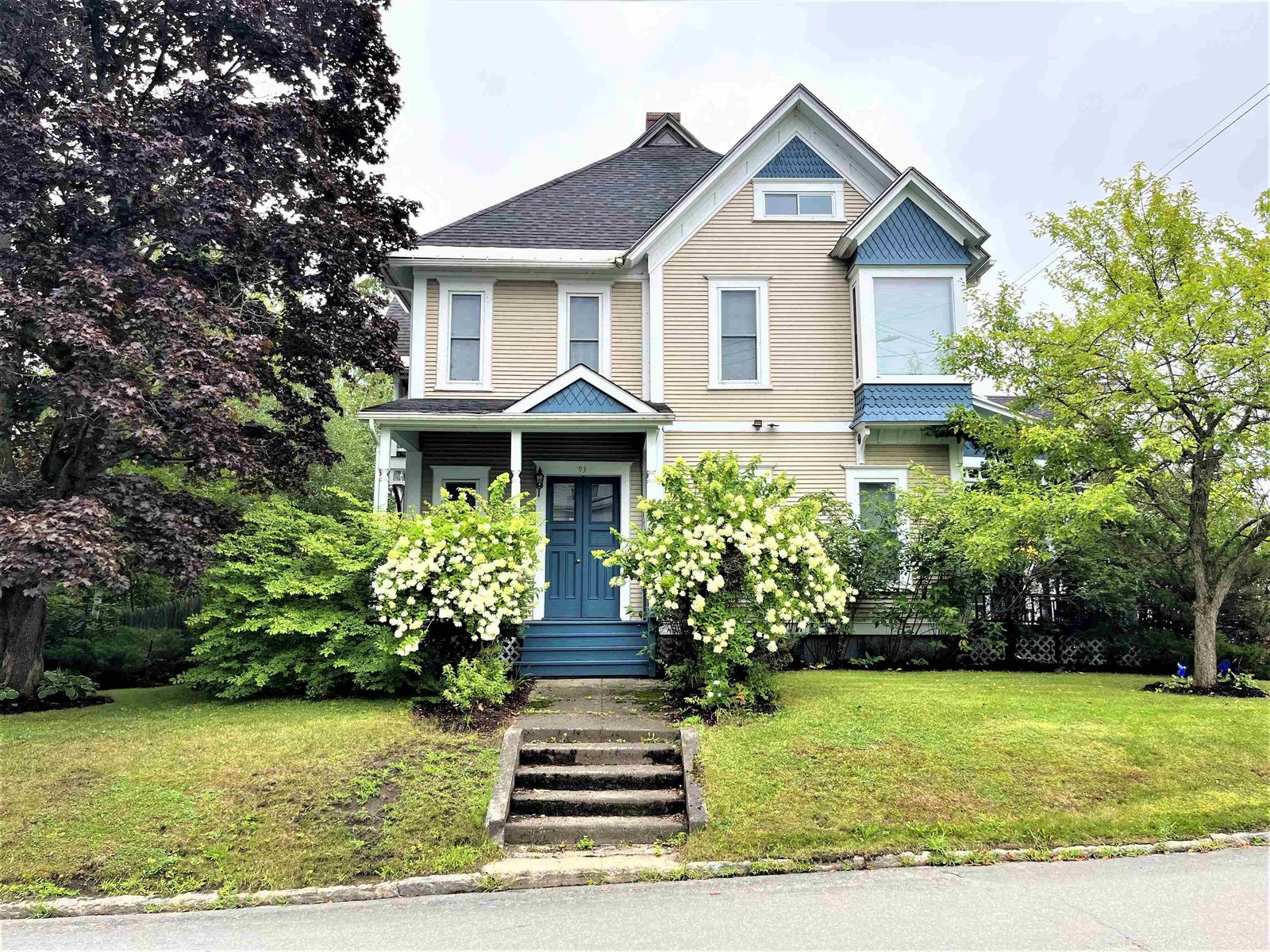 93 Eastern Avenue