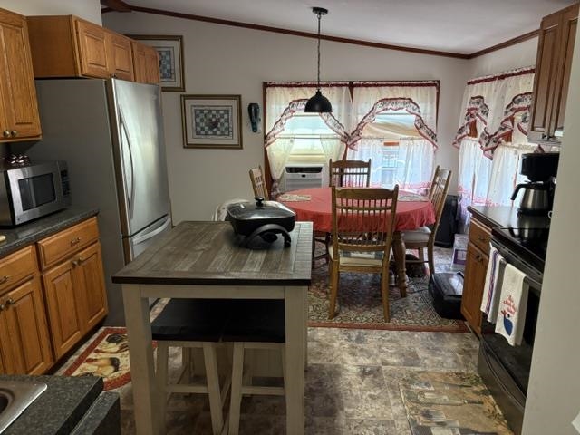 936 Cook Road