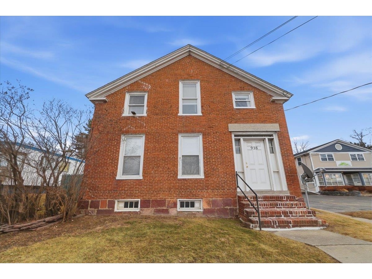 938-950 Shelburne Road