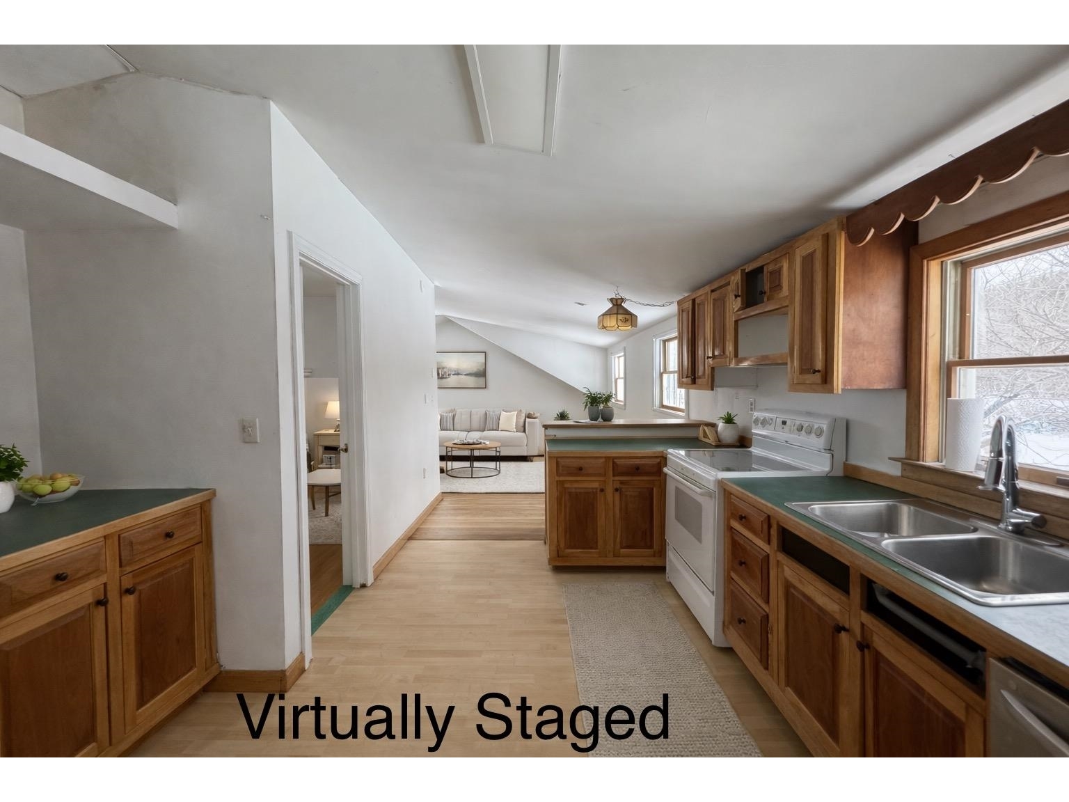 Staged Entry View of 94