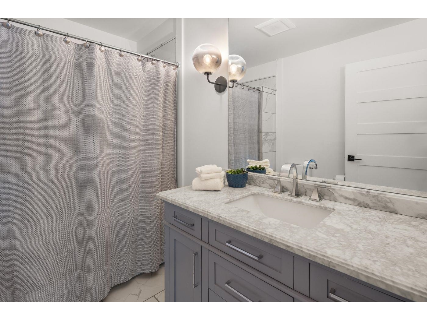 94 Hill Street, Unit 4