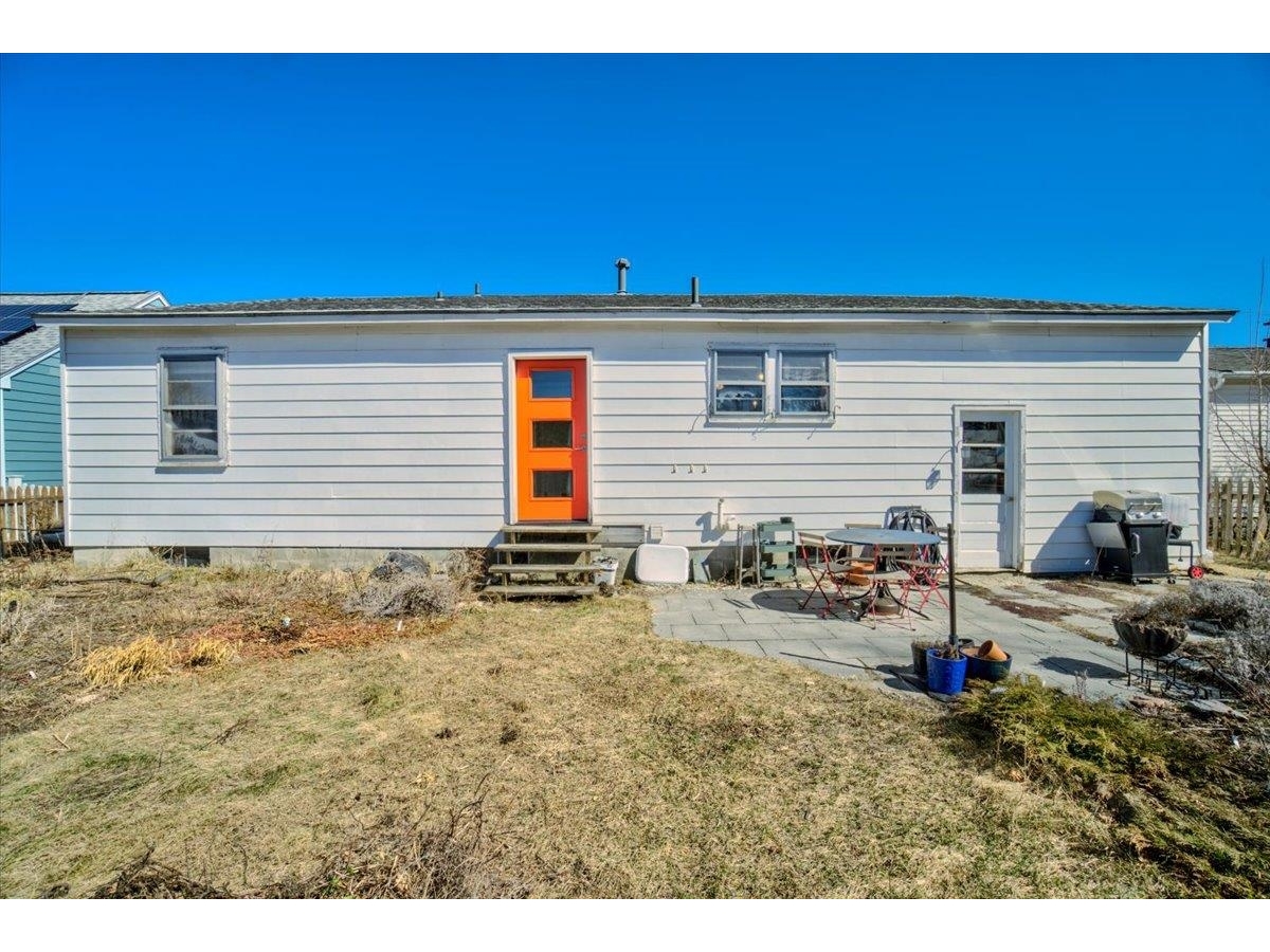 94 Plattsburg Avenue