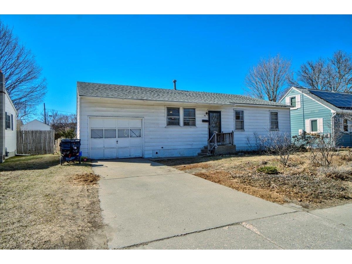 94 Plattsburg Avenue