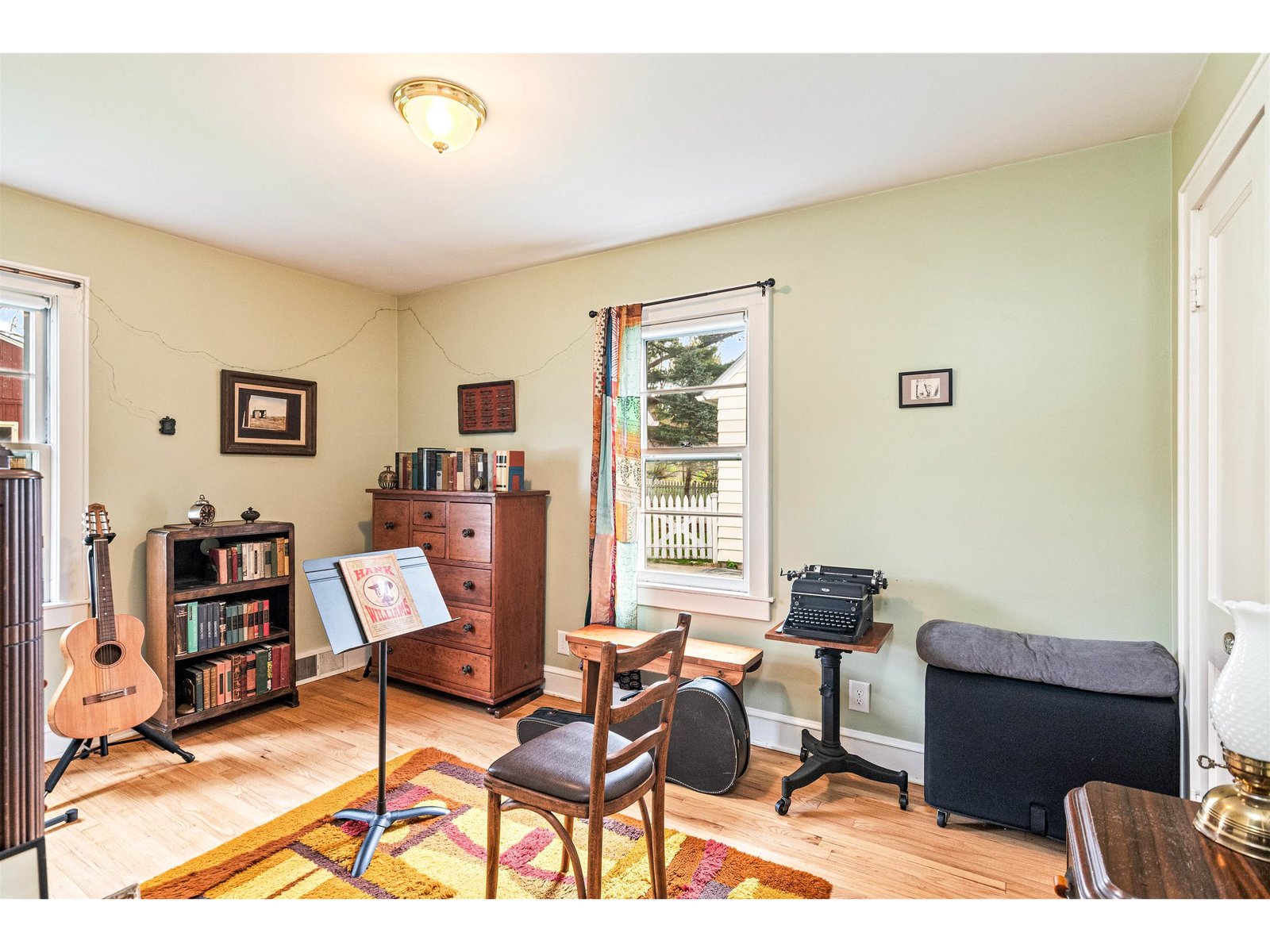 94 Saratoga Avenue