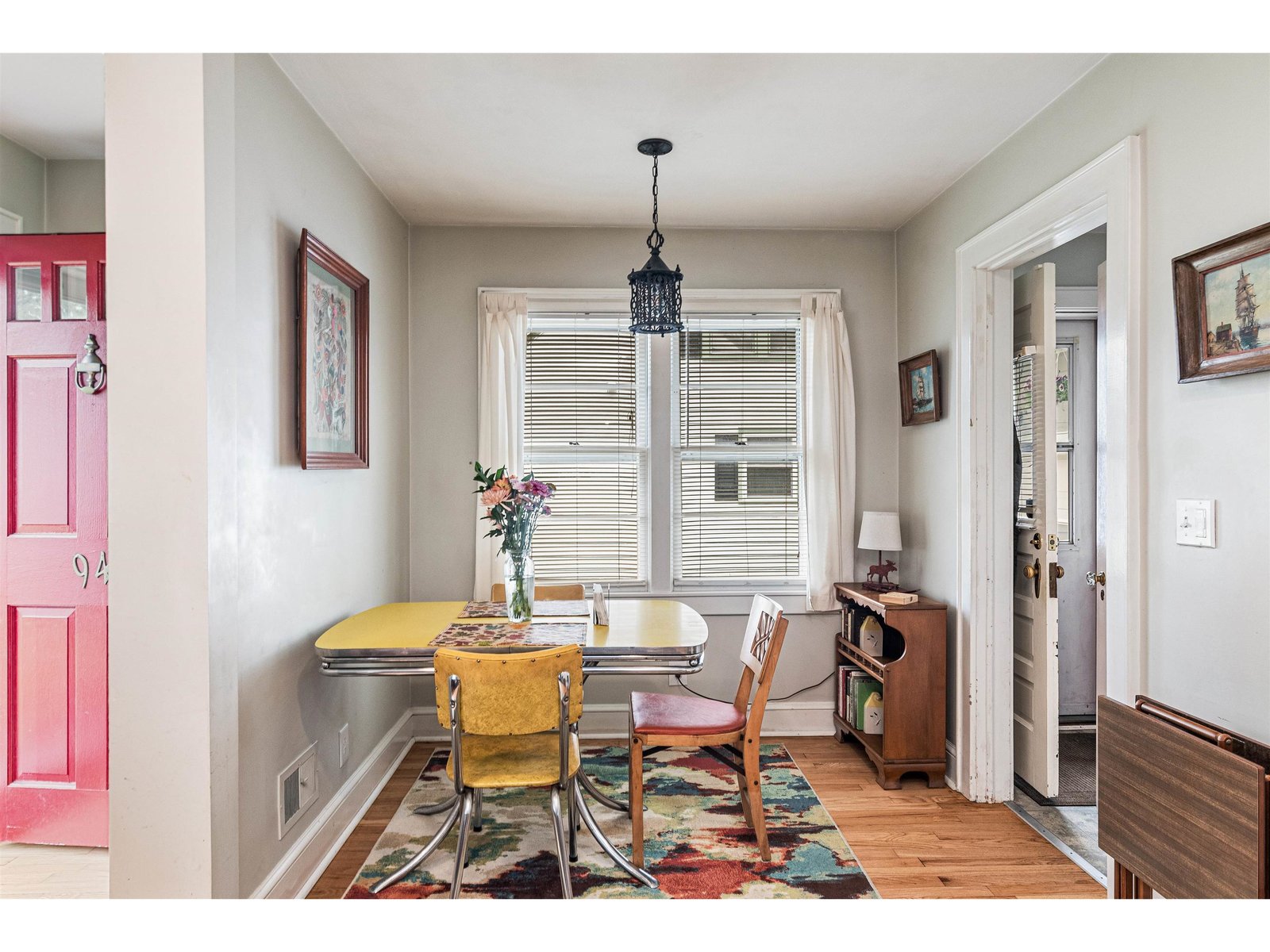 94 Saratoga Avenue
