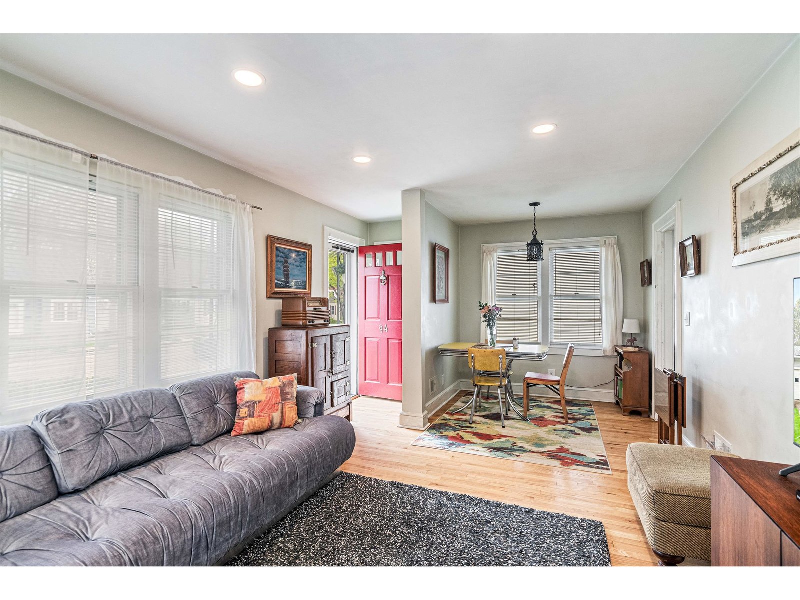 94 Saratoga Avenue