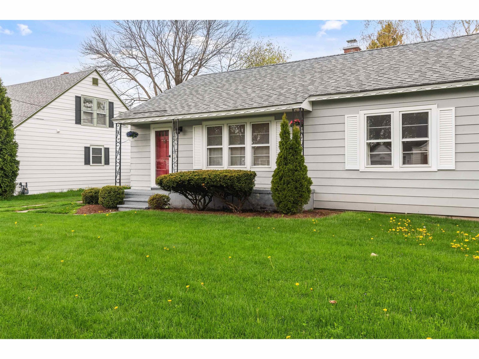 94 Saratoga Avenue