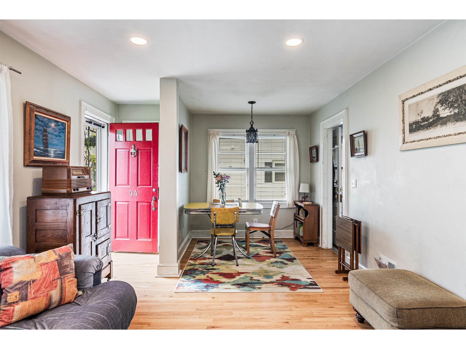 94 Saratoga Avenue