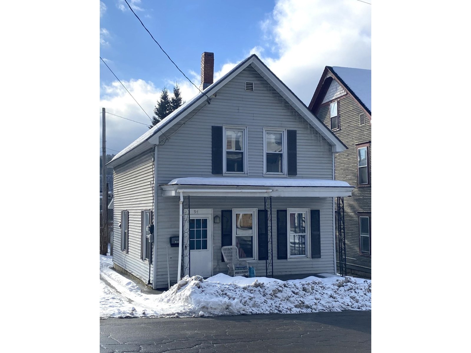 94 Seminary Street