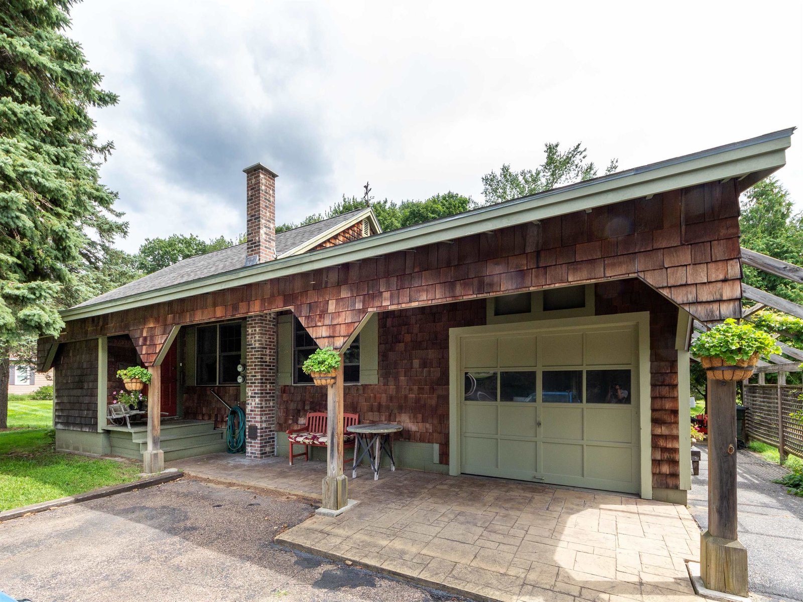 941 South Brownell Road