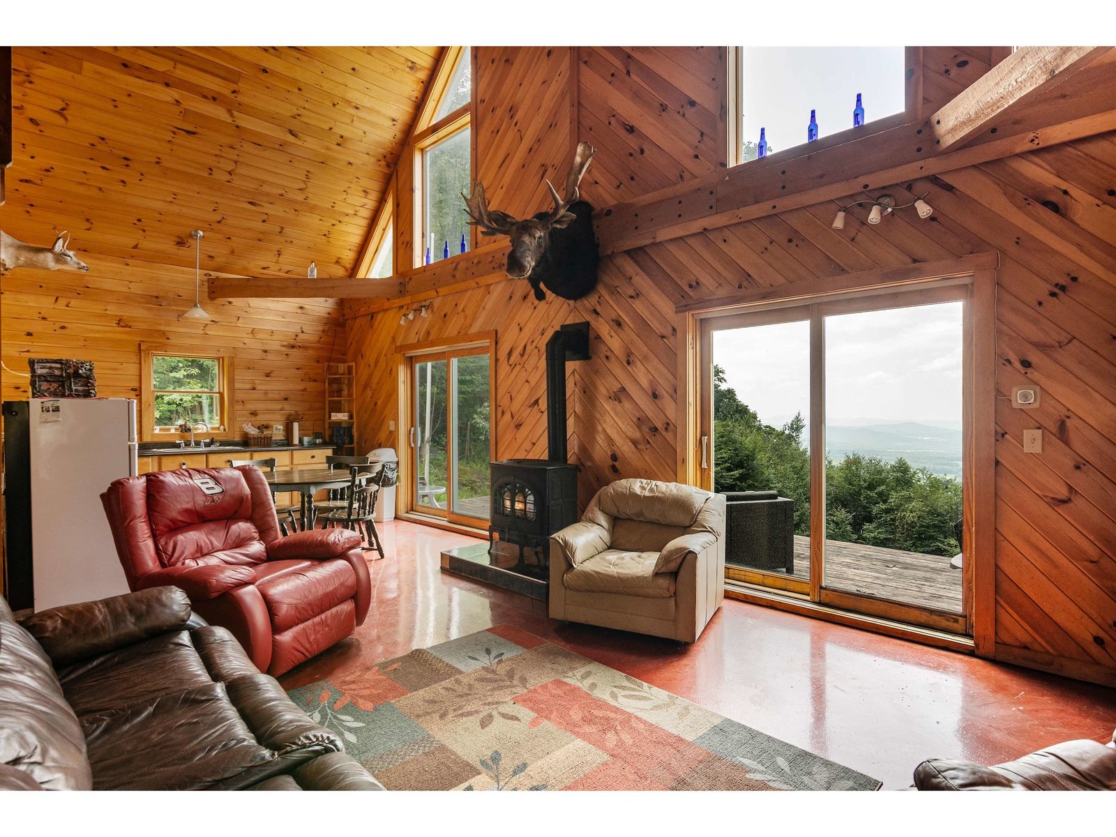 942 Deer Run Lane