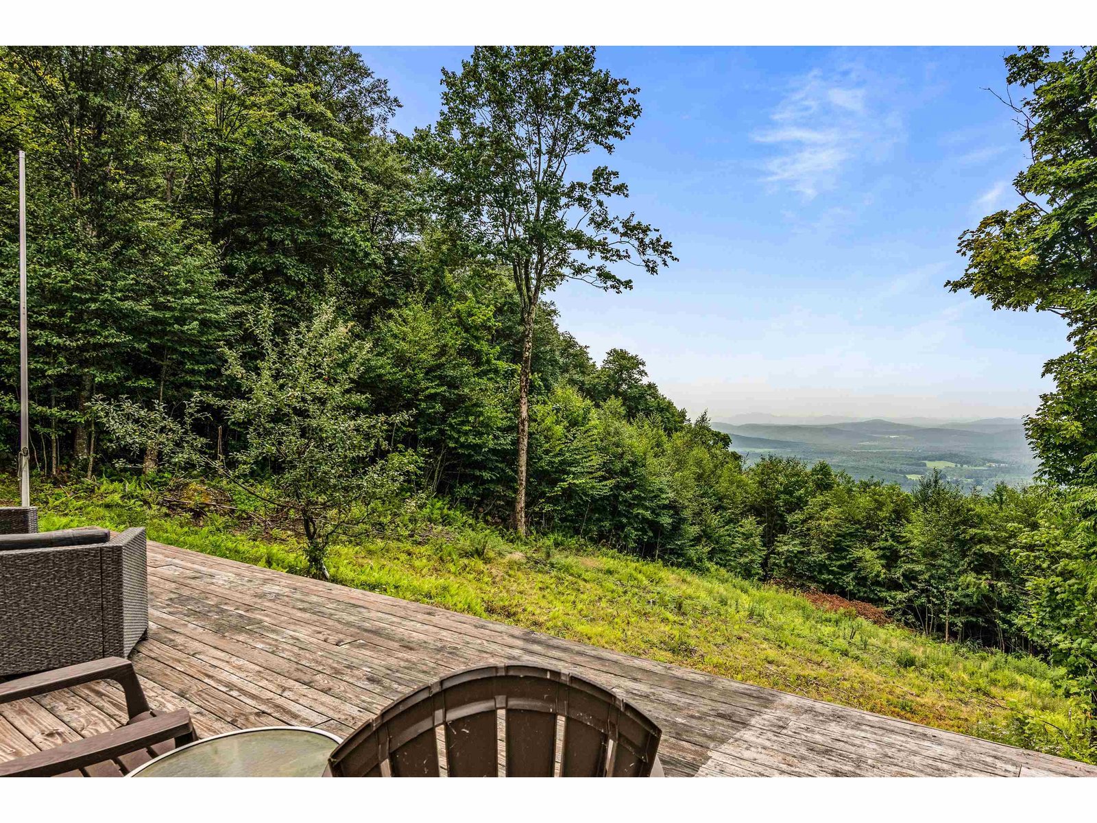 942 Deer Run Lane